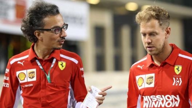 Laurent Mekies con Sebastian Vettel nel paddock