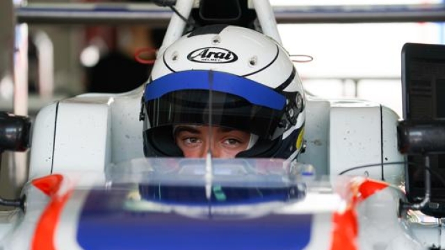Lorenzo Patrese sulla monoposto per il campionato F.4 Italian. PhotoPellegrini