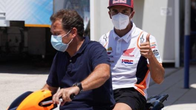 Marc Marquez nei paddock di Jerez
