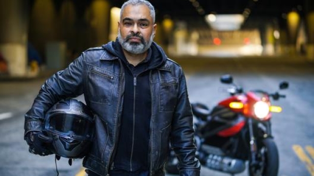 Diego Cardenas, appassionato californiano, è entrato nella storia dell’Harley-Davidson con il primato sulla LiveWire
