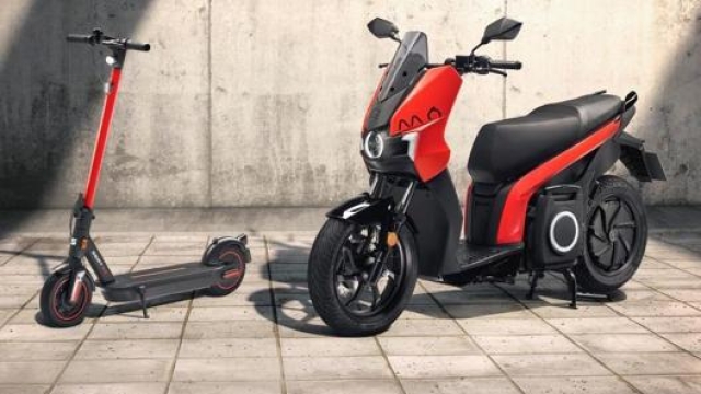 Con il monopattino e scooter elettrico nasce il marchio Seat Mó