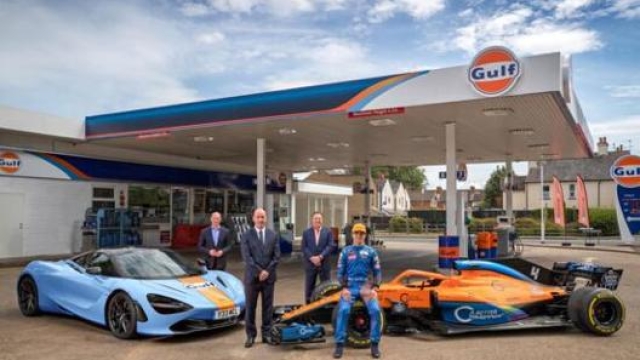 Lando Nirris presenta la partnership tra McLaren e Gulf