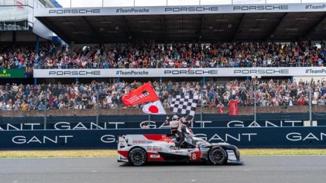Nel 2019 vittoria assoluta a Le Mans di Toyota con il prototipo ibrido, come nell’edizione 2018. G. Trehorel/Aco