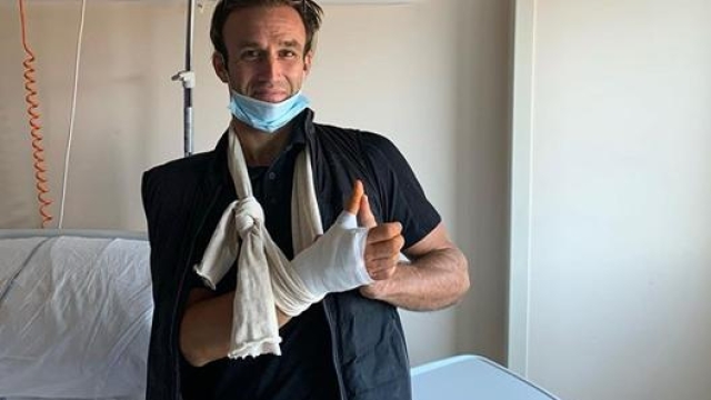 Zarco dopo l’intervento a Modena. Instagram