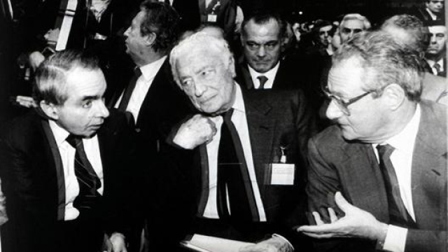 Giuliano Amato con Gianni Agnelli e Cesare Romiti