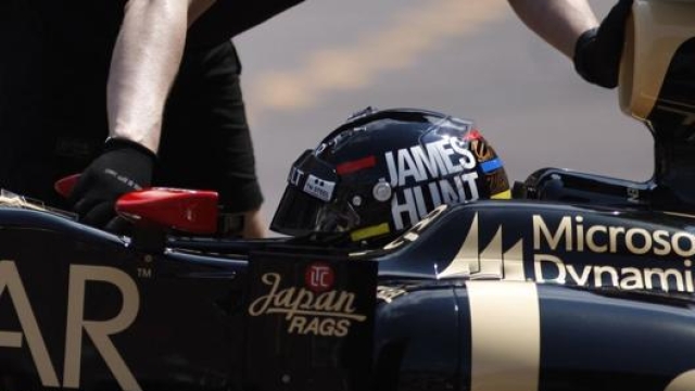 Un casco replica: l’omaggio di Raikkonen ad Hunt ai tempi della Lotus