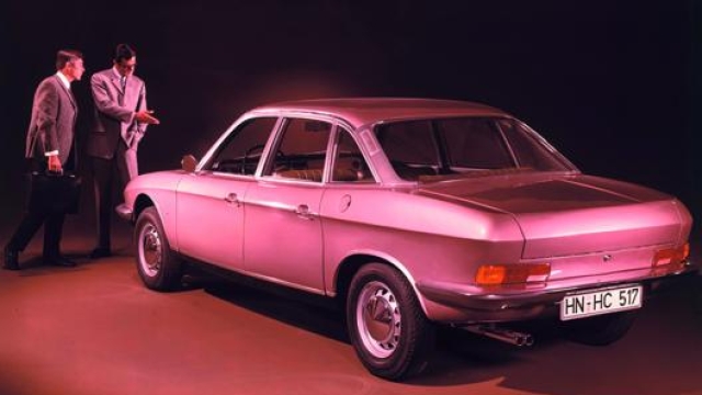 Con l’uscita della Nsu dal mercato, l’unico marchio ad adottare un Wankel fu la Mazda