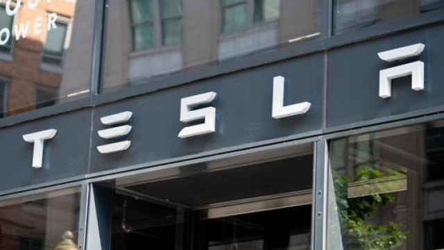 Riuscirà Tesla a produrre più di mezzo milione di auto entro la fine del 2020? Afp