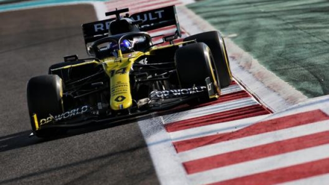 Fernando Alonso nei test di Abu Dhabi