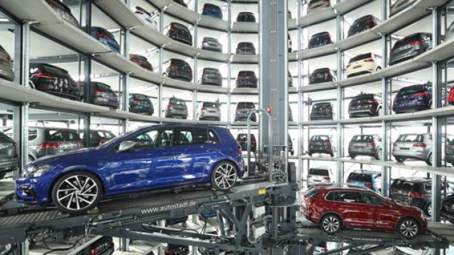 Il Customer Center Volkswagen a Wolfsburg. Foto Getty