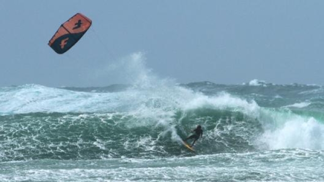 Il kiteboard è tra gli sport praticati a Capo Mannu