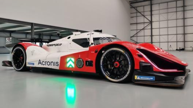 L’auto del team svizzero Acronis Sit Autonomous