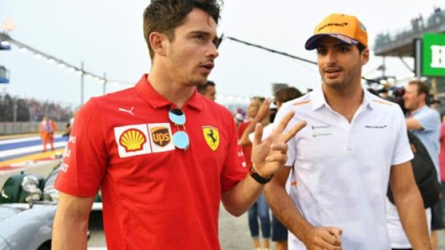 Leclerc insieme al suo futuro compagno di squadra, Carlos Sainz