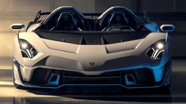 Lamborghini Sc20: motore V12 aspirato, cambio a sette rapporti, aerodinamica derivata dalla pista