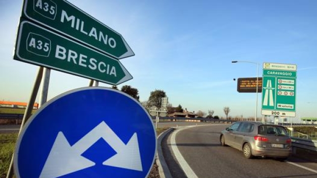 Lo svincolo di Caravaggio sulla A35 Brescia-Milano. LaPresse