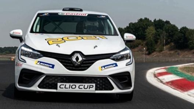 Renault Clio Cup, un kit permette di adattare l’auto alla pista, al rally e al rallycross