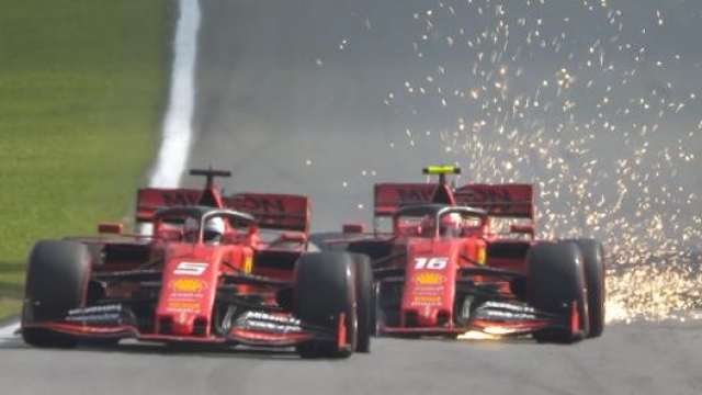 Il contatto tra Vettel e Leclerc a Interlagos nel 2019, che mise fuori entrambi i ferraristi