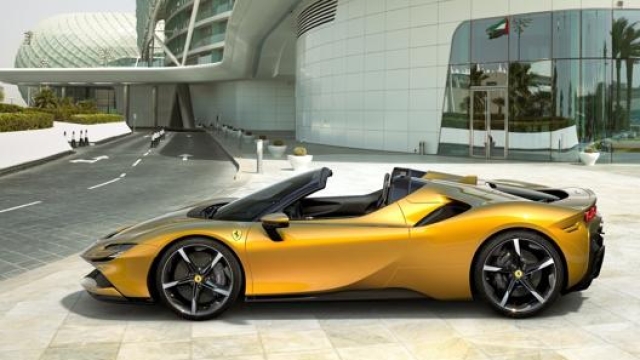 La Ferrari SF90 Spider in Italia avrà un prezzo di vendita da 473 mila euro