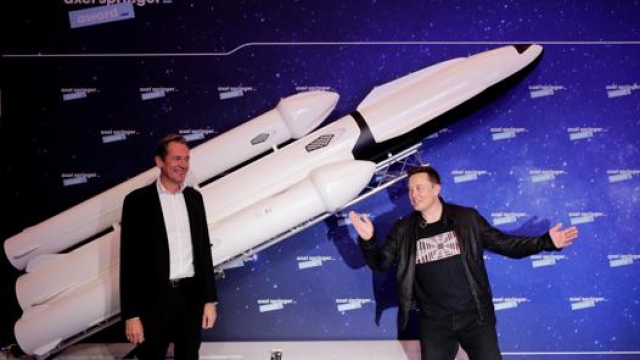 Elon Musk con il Ceo della Alex Springer Mathias Doepfner. Epa