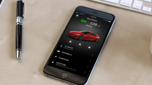 La app per il controllo della Tesla da Smartphone