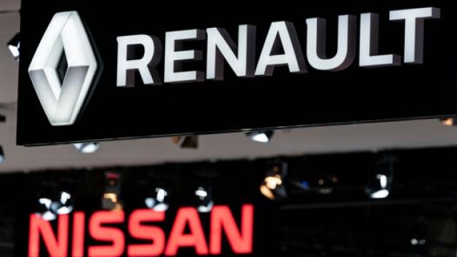 Lo stand Renault e Nissan al salone auto di Bruxelles. Afp