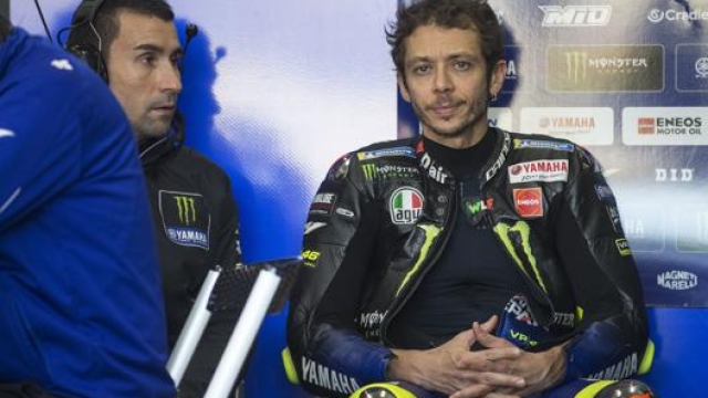 Valentino Rossi, 40 anni, nove titoli iridati nel Motomondiale. Ciamillo e Castoria