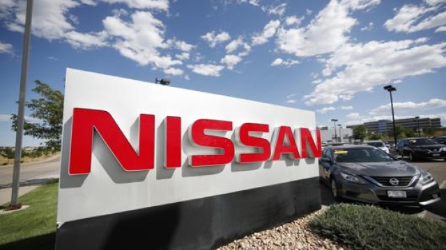 Carenza di parti provenienti dalla Cina, la Nissan ferma la produzione a Kyushu. AP