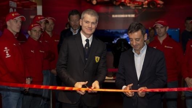 Antonello Coletta, responsabile Attività Sportive GT Ferrari, con Pierre Fillon, Presidente Automobile Club d’Ouest