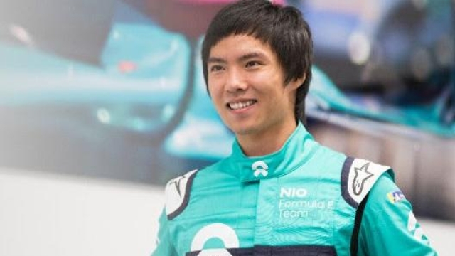 Il pilota cinese Ma Qinghua che corre in Formula E con la Nio