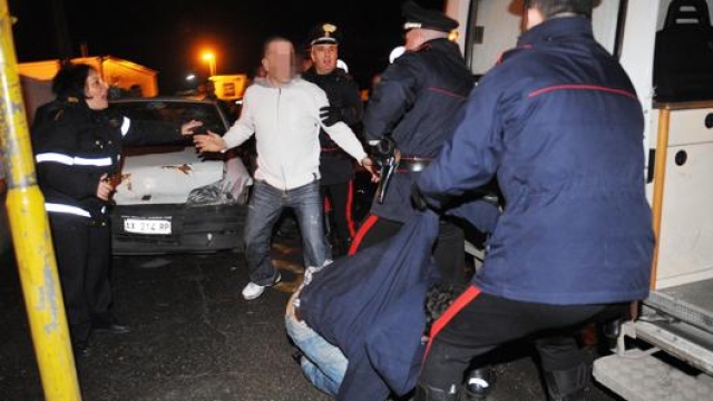 Un tentativo di linciaggio dopo un incidente mortale causato da un ubriaco a Roma. Ansa