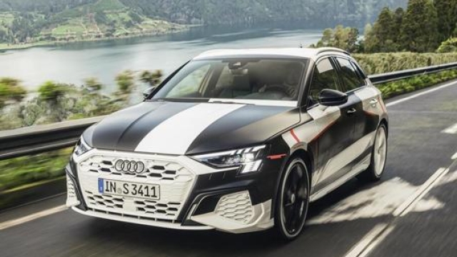 La nuova A3 nelle immagini camuffate da Audi