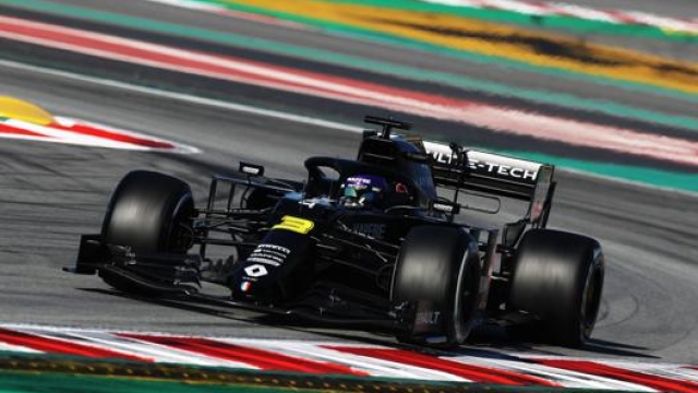 Daniel Ricciardo, 30 anni, in pista a Montmelò. Getty