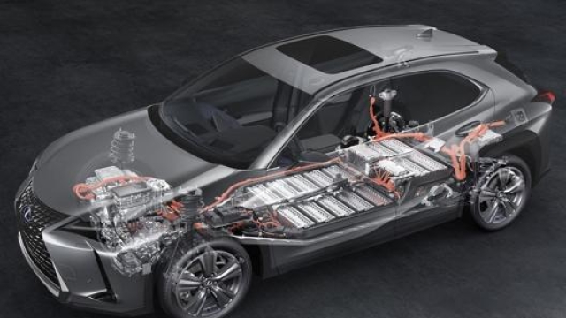 La batteria di Lexus UX 300e è da 54,3 kWh, raffreddata ad aria