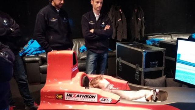 Calovolo è proprietario di Hexathron Racing Systems, azienda che tra le varie attività, produce simulatori di guida professionali