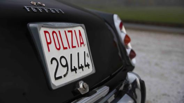 La targa della Ferrari 250 Gte Polizia