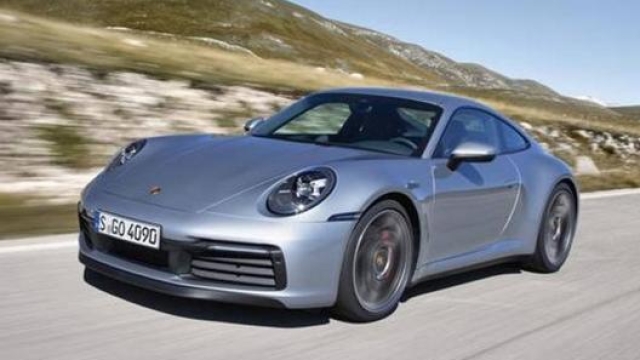 La Porsche 911 è il modello più venduto del segmento F con 87 unità
