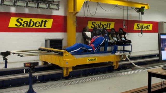 La produzione di cinture di sicurezza è il core business di Sabelt