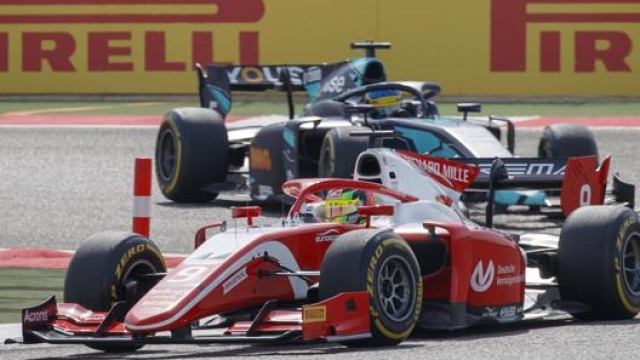 Un momento dei test in Bahrain di Formula 2. EPA