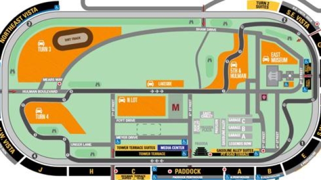 La mappa dell’Indianapolis Speedway, con l’ovale esterno e il road course dove si corre sabato 15 maggio