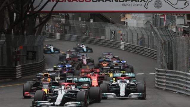 La partenza del GP di Monaco 2019. Lapresse