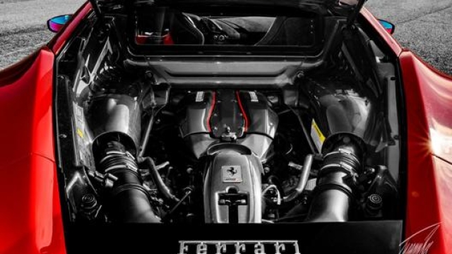 Lo straordinario motore V8 biturbo della Ferrari 488 Pista