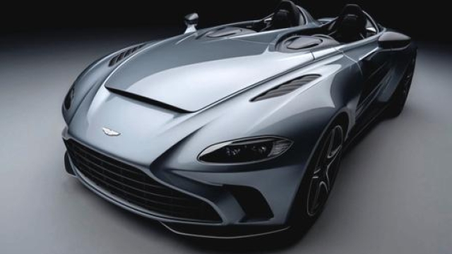 La Aston Martin V12 Speedster è una barchetta esclusiva e dalle grandi prestazioni