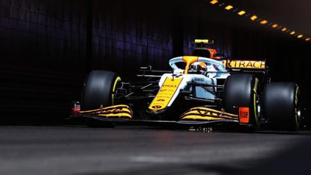 Lando Norris alla guida della sua McLaren al GP di Montecarlo