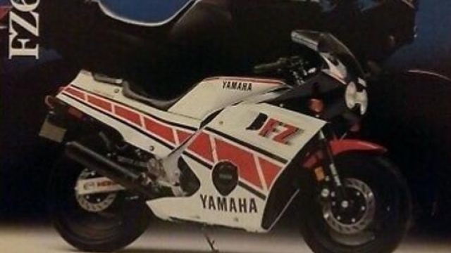 La risposta della Yamaha: la FZ 600 R