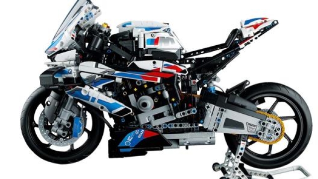 Da costruita la M1000RR in Lego è lunga circa 45 cm