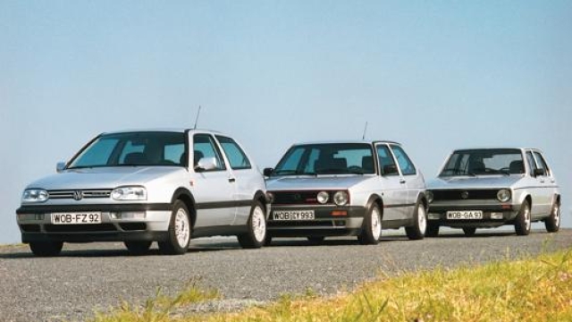 La VW Golf Gti IIIª serie precede le “progenitrici”. Si noti lo stile più sinuoso e aerodinamico che si distacca decisamente dalle precedenti generazioni