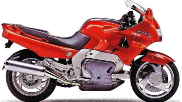 La Yamaha GTS 1000: eccentrica ed innovativa, non ebbe però il successo sperato