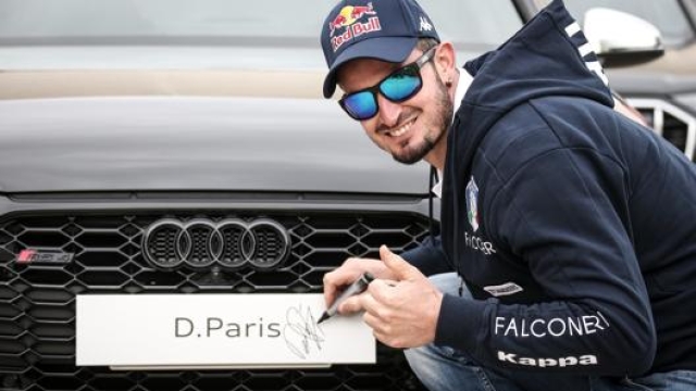 La firma di un campione sulla targa dell’Audi RS4 Avant