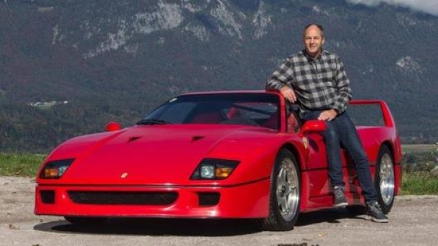 Gerhard Berger e la Ferrari F40 acquistata poco più di un anno fa