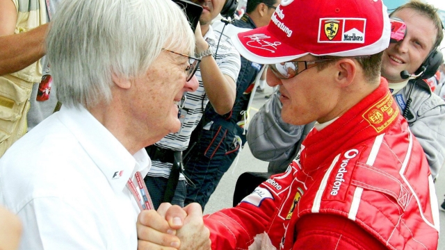 Bernie Ecclestone, 89 anni, con Michael Schumacher, 51, ai tempi della Ferrari
